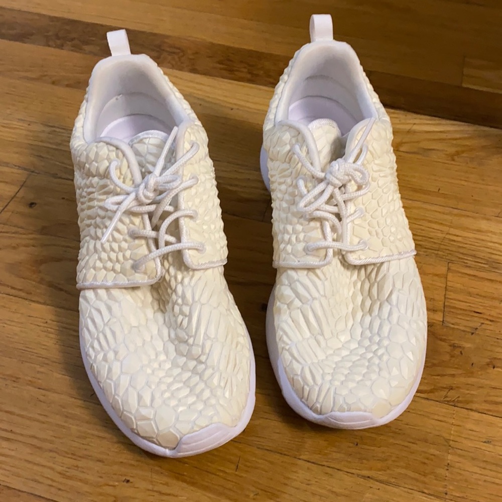 Nike Roshe One Diamondback